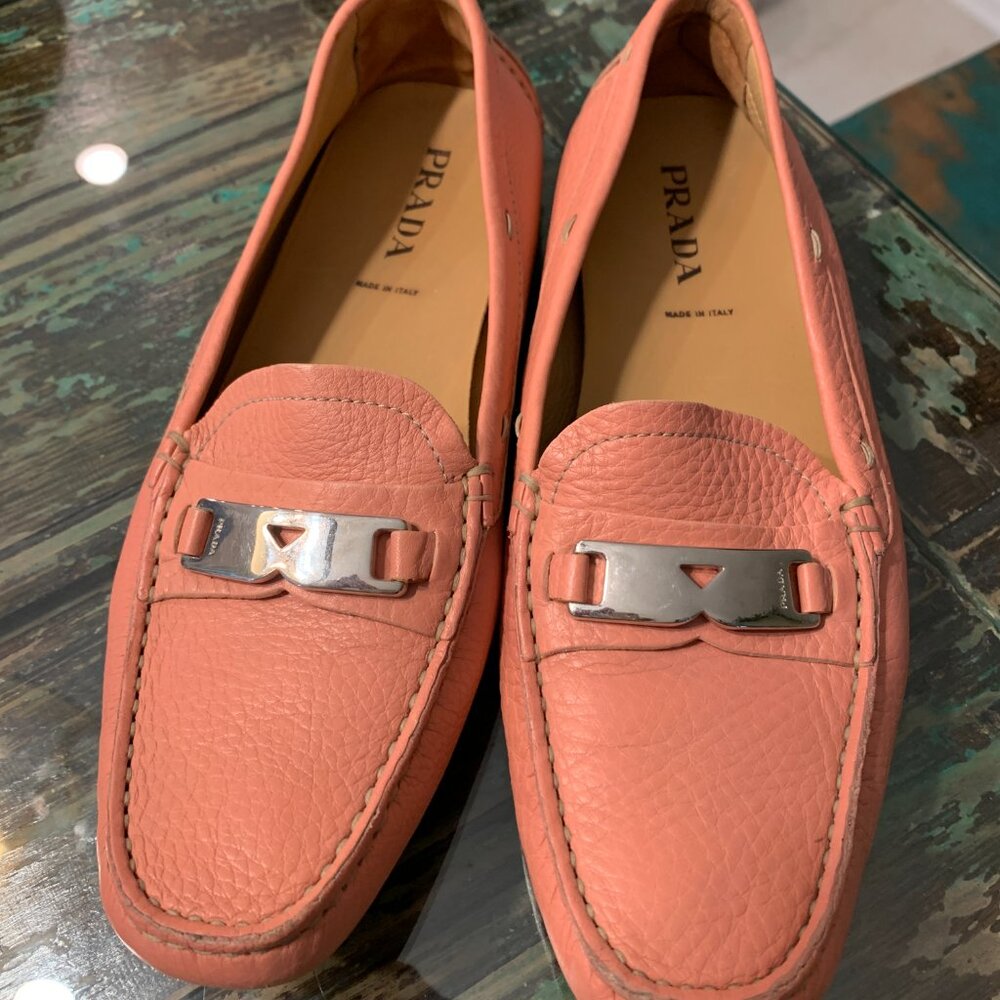 Prada Coral Pink Leather Loafers with Silver Hardware – Made in Italy – Size 8 - Picture 3 of 9